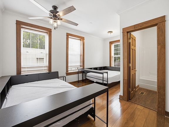 2nd image of 823 McCallie Ave Room 9-A