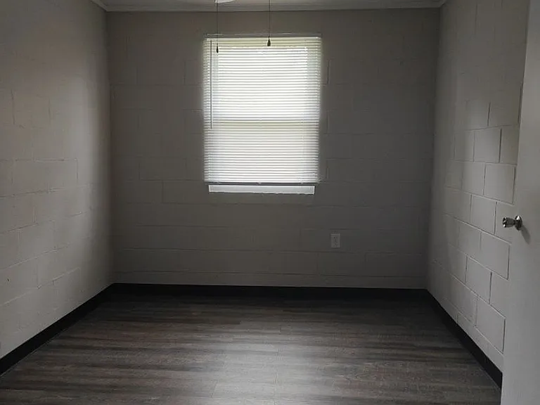 4432 Wrightsboro Rd — Photo 4