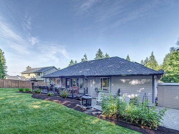 2nd image of 14324 Cascade Dr SE