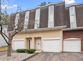 26 Northbrook Ct #26, East Hartford, CT 06108
