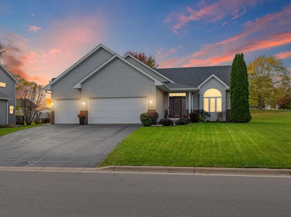 1103 Singing Hills Dr SE, Lonsdale, MN 55046