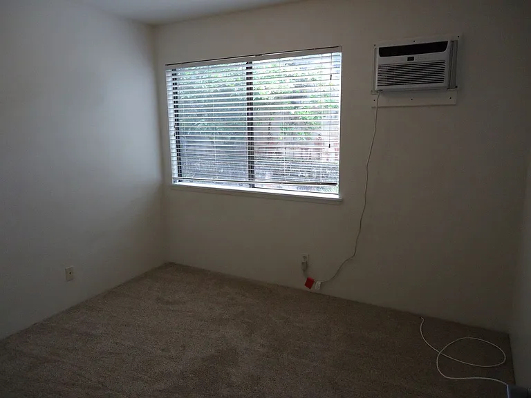 95-1056 Puukoa St #107 — Photo 6