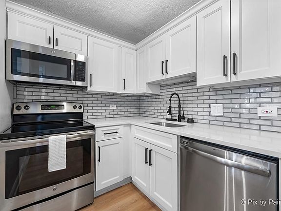 5th image of 480 N McClurg Ct APT 909