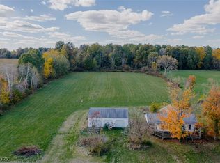 10570 N Johnson Rd, North Benton, OH 44449