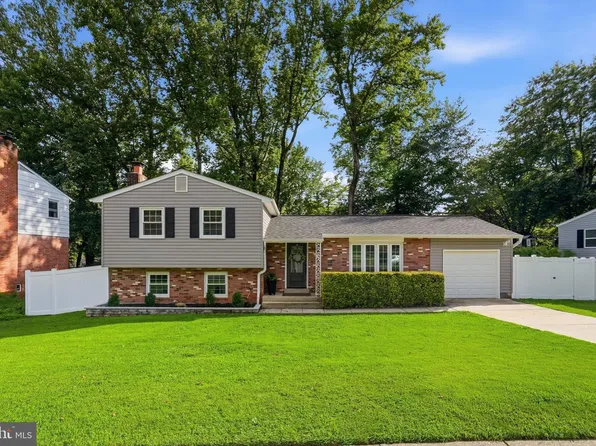 7023 Ashbury Dr, Springfield, VA 22152