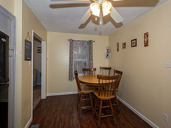 5th image of 2718 11th Ave #C
