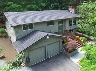 17545 174th Ave NE, Woodinville, WA 98072