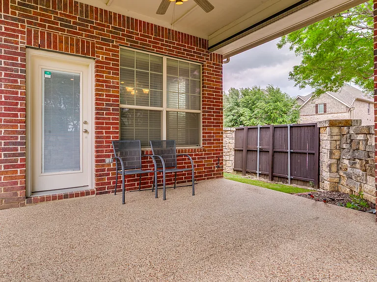 3116 Hereford Dr — Photo 23
