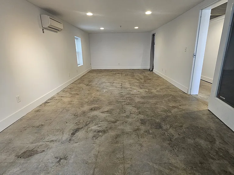 1590 Adams St #101 — Photo 12