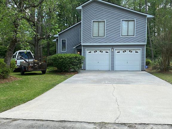 2nd image of 101 Cottonwood Dr