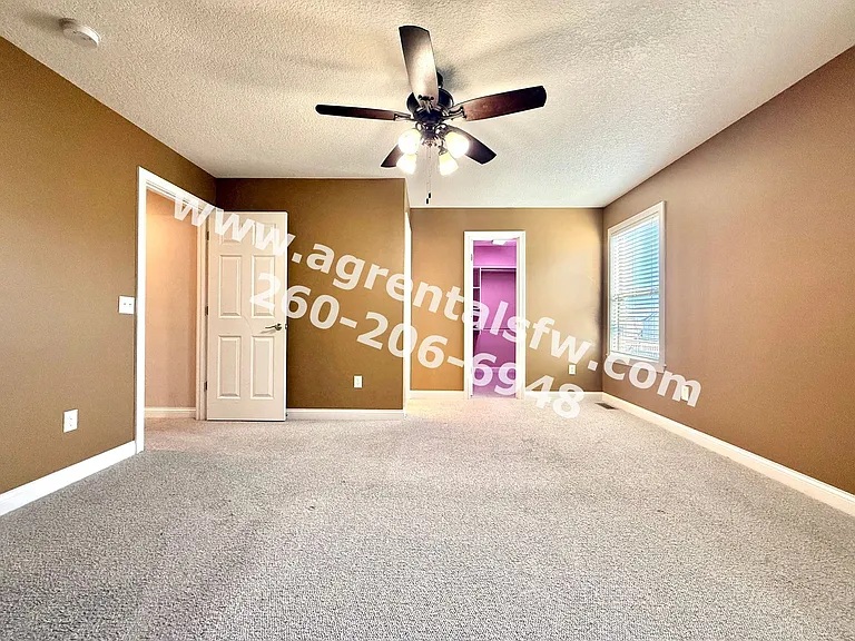 8819 Strathmore Ln — Photo 8