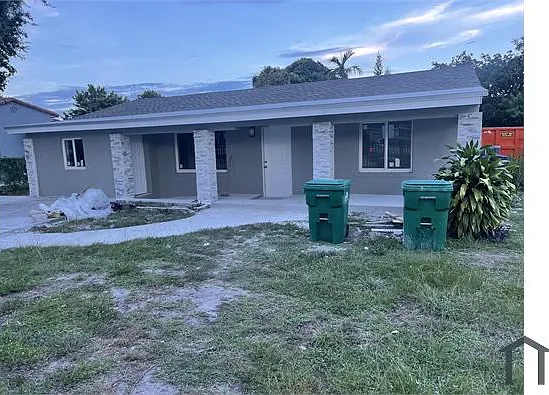 9543 NW 26th Ave — Photo 6