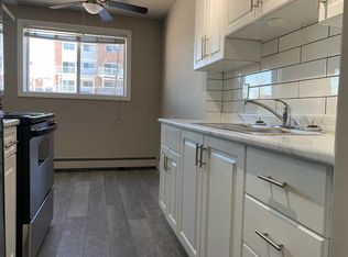 Central LRT Apartments, Edmonton, AB T5H 2X2