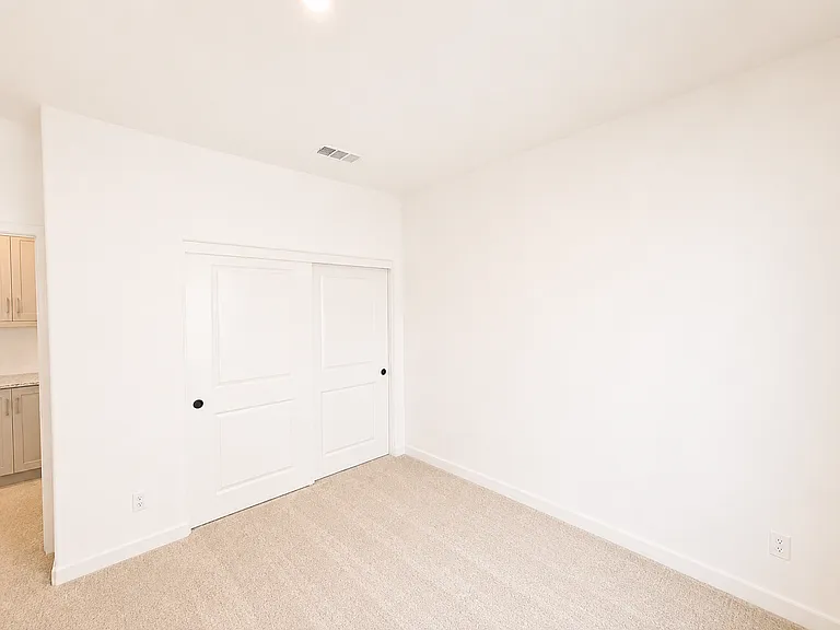 586 Gateway Ln — Photo 31