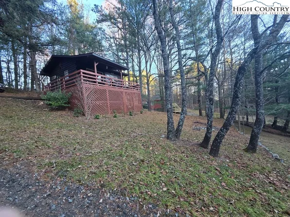 193 Little Grindstone Lane, Millers Creek, NC 28651