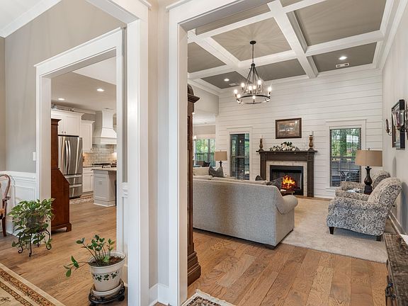 5th image of 107 Windborne Ct