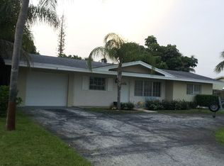 1067 SW 24th Ave, Boynton Beach, FL 33426