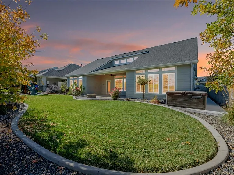 11554 W Buteo Dr — Photo 8