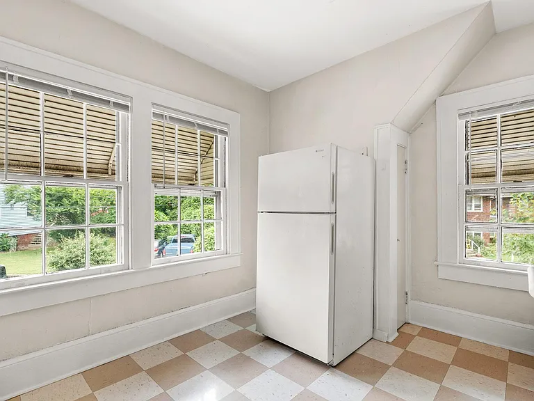 47 Monroe Pl #2 — Photo 19