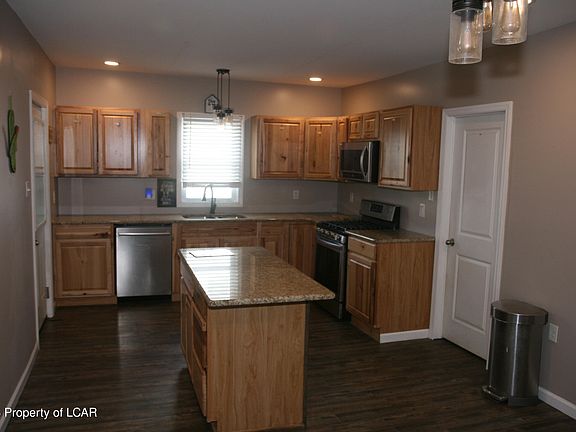 3rd image of 43 S Pioneer Ave