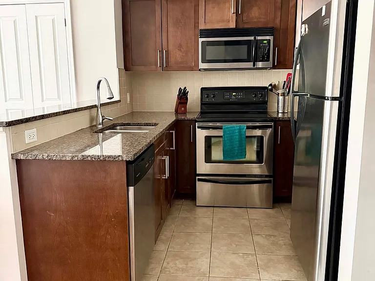 200 Besserer St #303 — Photo 8