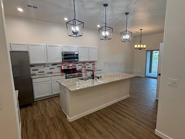 1323 Mission Nuevo Dr #B — Photo 9
