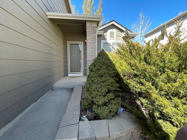 10181 Woodrose Ct — Photo 2