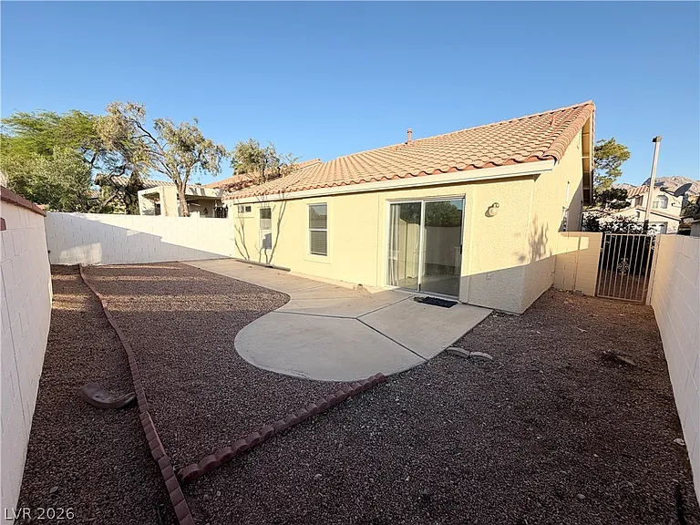 1824 Cedar Flat Ln — Photo 22