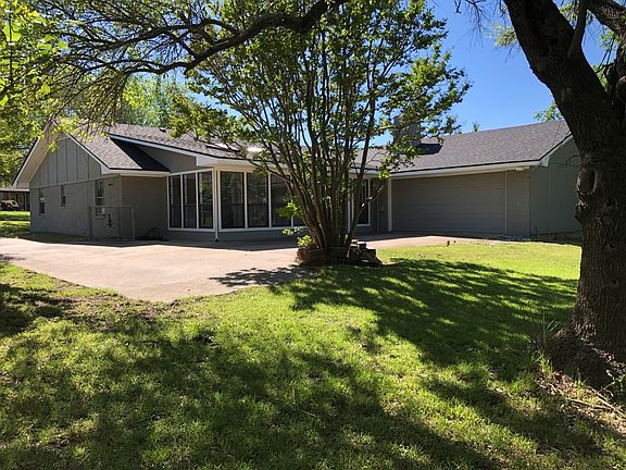 5th image of 1155 Knotty Oaks Dr