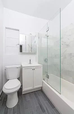 Rented by Bond New York | media 15