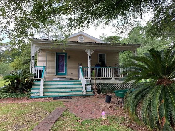 62095 Stag Rd, Lacombe, LA 70445