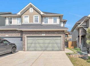 15 SE Kincora Cres NW, Calgary, AB T3R 0N5