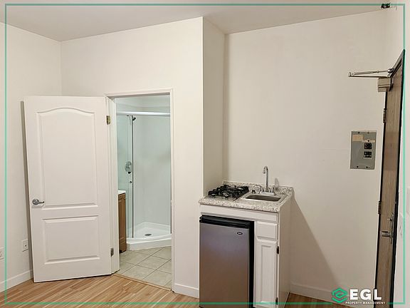 3rd image of 445 S Western Ave APT 116