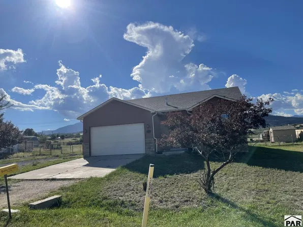 5833 Fort Garland St, Pueblo, CO 81004