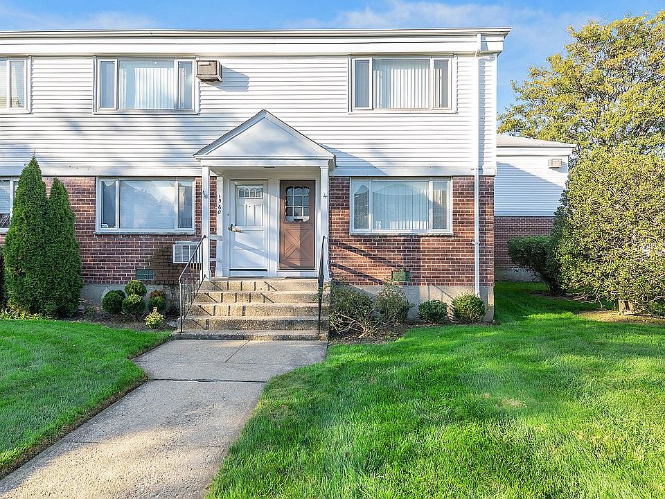 1st image of 15-02 Bell Blvd Unit 222