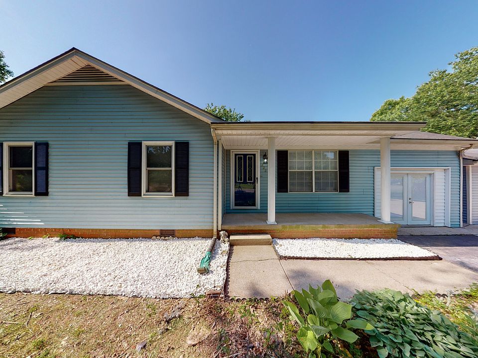 1st image of 722 Aberdeen Parke Dr