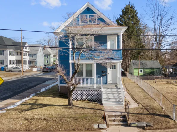29 Roosevelt Street, Manchester, CT 06040