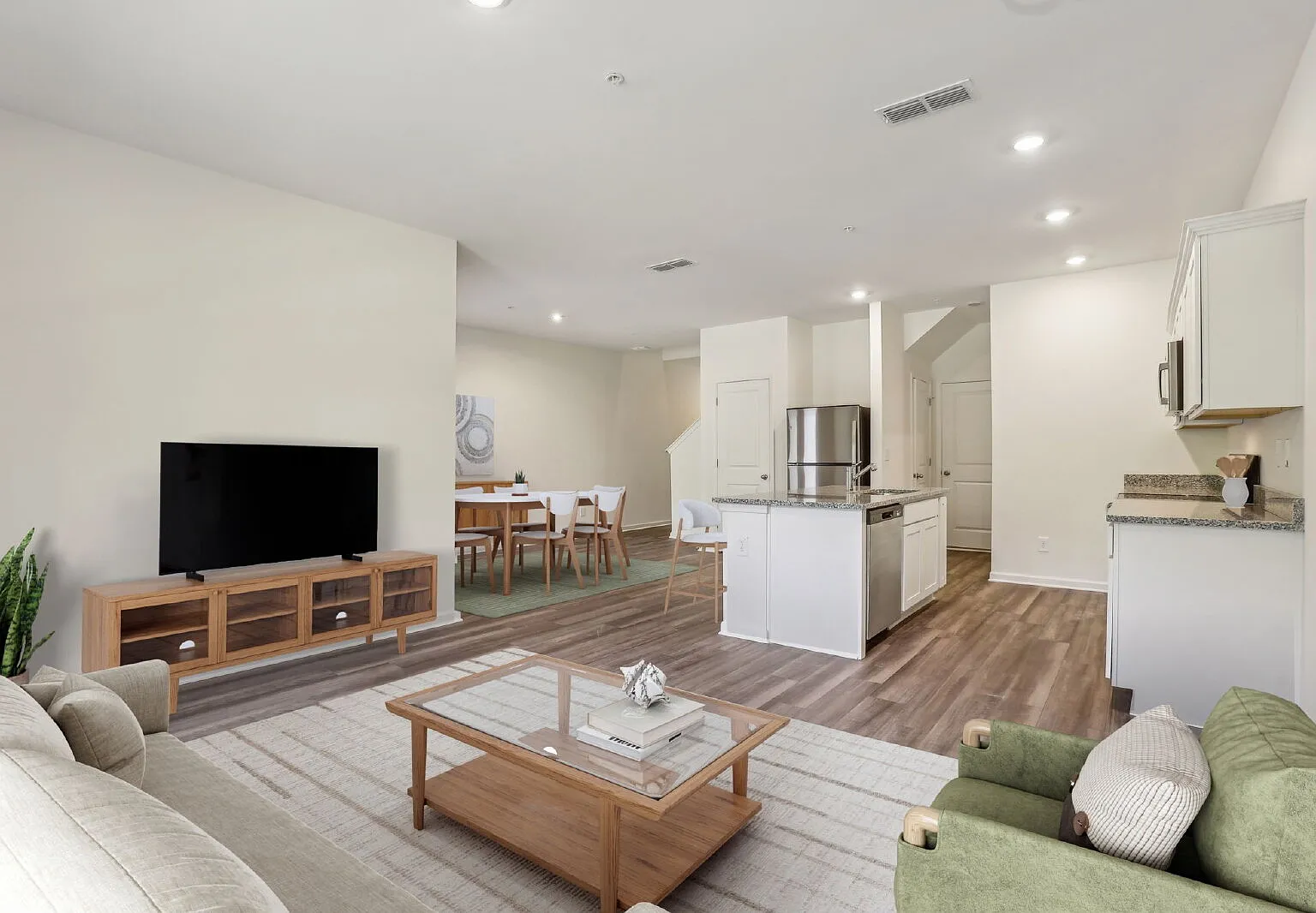 3 bed, 2.5 bath, 1760 sqft, $2,450 — Photo 4