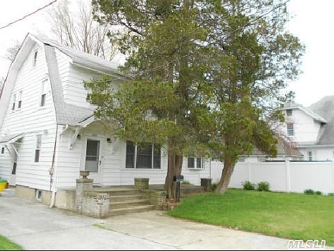 2nd image of 320 Barr Ave