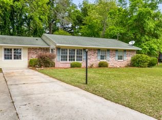 4017 Shell Point Rd, Beaufort, SC 29906