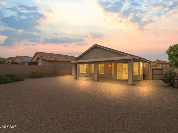 1601 N Rio Bonito, Green Valley, AZ 85614