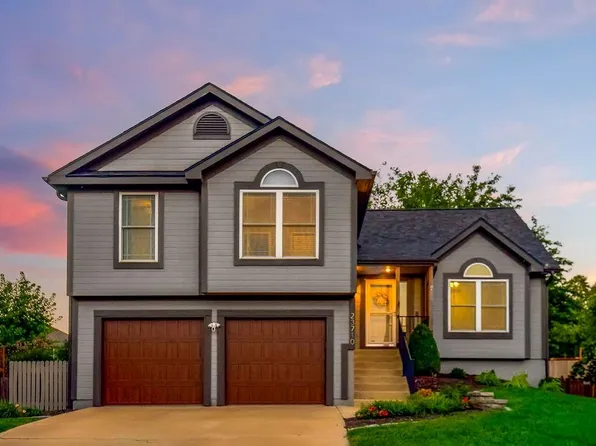 23710 W 58th Ter, Shawnee, KS 66226