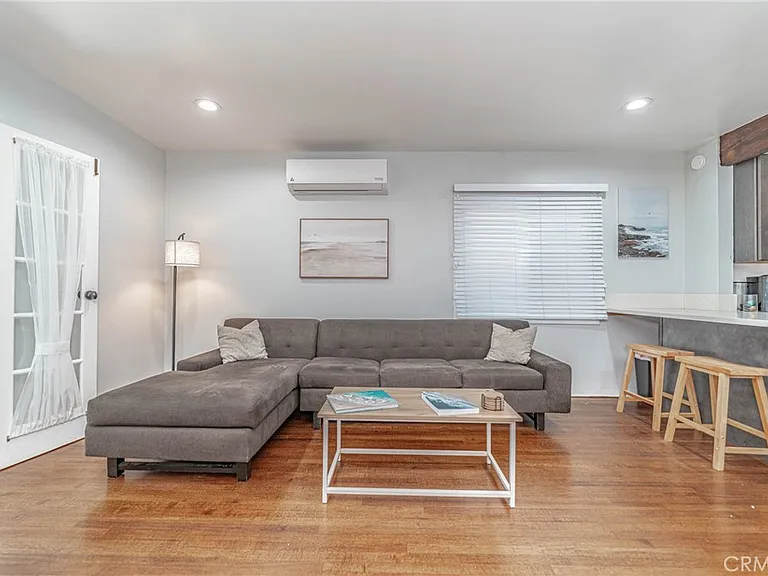 325 Cedar Ave #1 — Photo 7