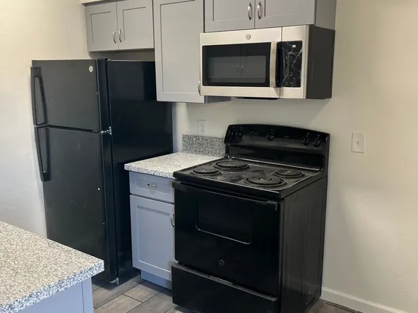 Fairview Village Apartments professionally managed by Grindstone Property Management LLC, 3700 N Fairview Ave APT 205, Tucson, AZ 85705