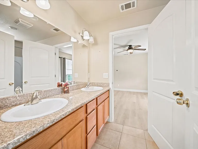 9105 Echo Point Pl — Photo 19