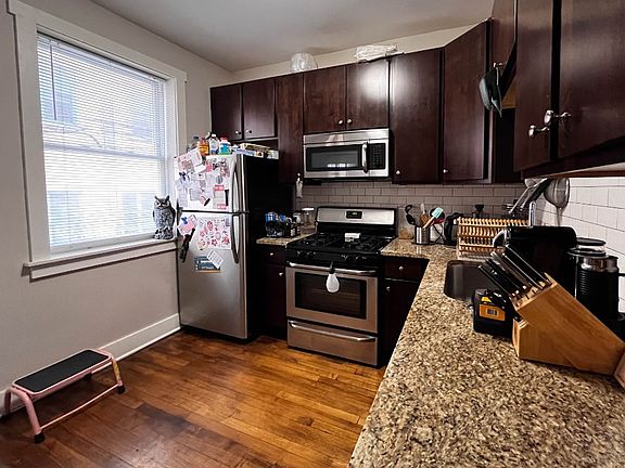 4th image of 1664 W Farwell Ave APT 2E