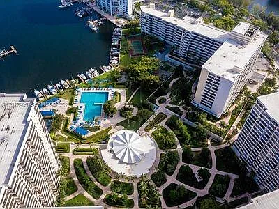 600 Three Islands Blvd #920