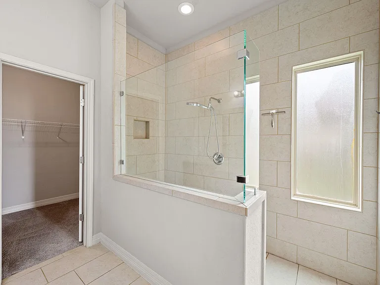 3537 Hurricane Trl — Photo 11