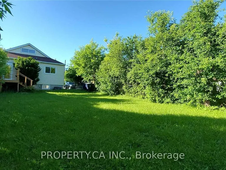 39 Farrell Ave — Photo 26