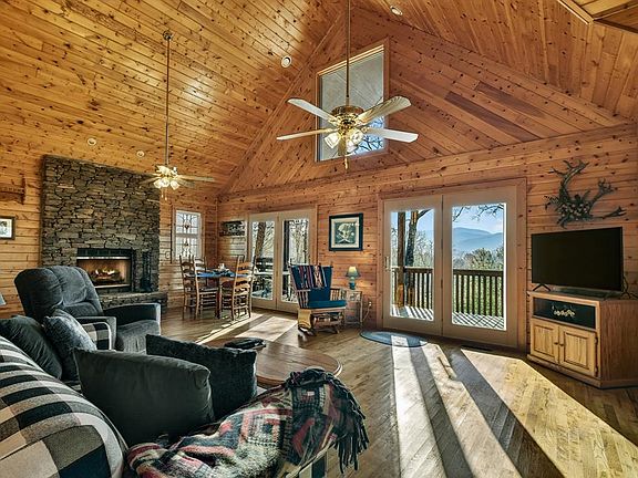 4th image of 1183 Bear Paw Trl